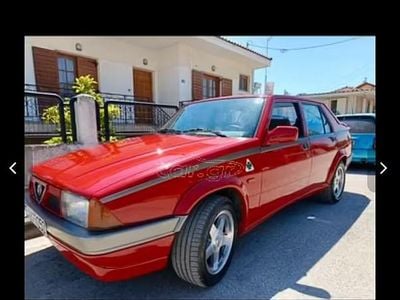 Usata Alfa Romeo 75 105 CV (77 kW) 1991 Rosso Berlina