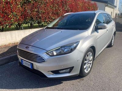 Usata Ford Focus Titanium S 120 CV (88 kW) 2015 Argento Station wagon