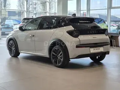Nuova Lancia Ypsilon 101 CV (74 kW) 2026 Bianco Utilitaria