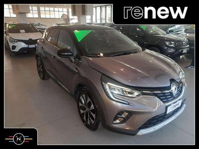 Usata Renault Captur Techno 94 CV (69 kW) 2023 Grigio scuro tetto nero SUV