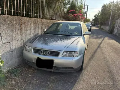 Usata Audi A3 110 CV (80 kW) 1997 Grigio Utilitaria