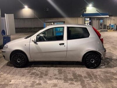 Usata Fiat Punto 80 CV (58 kW) 2008 Grigio Utilitaria