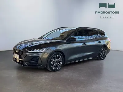 Usado Ford Focus ST-Line X 120 HP (88 kW) 2022 Cinzento Carrinha