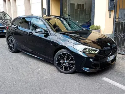 Usata BMW 116 M Sport 116 CV (85 kW) 2020 Nero Utilitaria