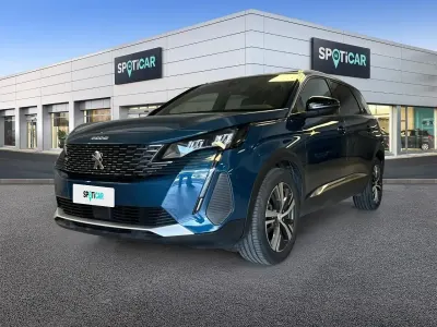 Usata Peugeot 5008 Allure 131 CV (96 kW) 2024 Blu/azzurro SUV