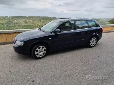 Usata Audi A4 130 CV (95 kW) 2004 Bluazzurro Station wagon