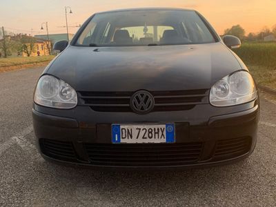 VW Golf V