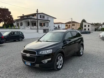 Usata Chevrolet Captiva LTZ 184 CV (135 kW) 2012 Nero SUV