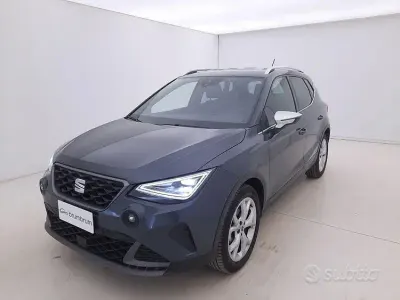 Usata Seat Arona FR 110 CV (80 kW) 2023 Grigio SUV