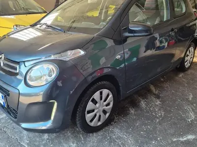 Begagnad Citroën C1 69 HK (50 kW) 2017 Grå Halvkombi