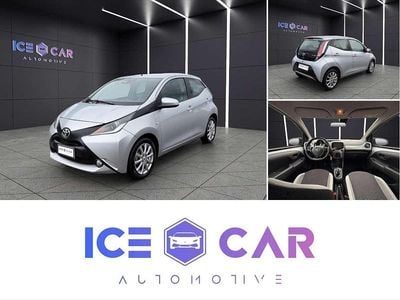 Usata Toyota Aygo X-play 69 CV (50 kW) 2015 Argento Utilitaria