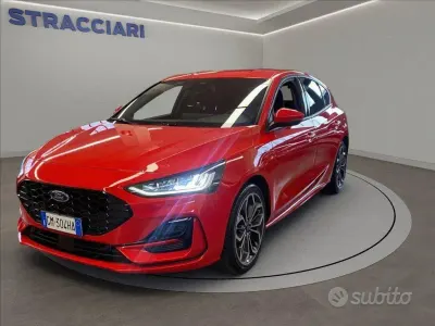 Usata Ford Focus ST-Line X 125 CV (91 kW) 2023 Rosso metallizzato Berlina