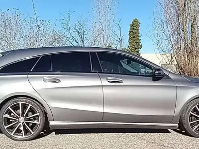 Usata Mercedes CLA180 Shooting Brake Executive 122 CV (89 kW) 2015 Grigio Station wagon