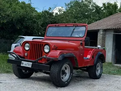 Usata Jeep Willys 80 CV (58 kW) 1970 Rosso