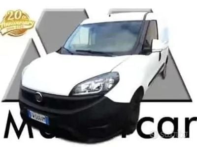 Usata Fiat Doblò 105 CV (77 kW) 2019 Bianco Monovolume