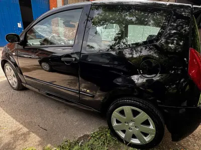 Usata Citroën C2 VTR Sport 109 CV (80 kW) 2005 Nero Utilitaria