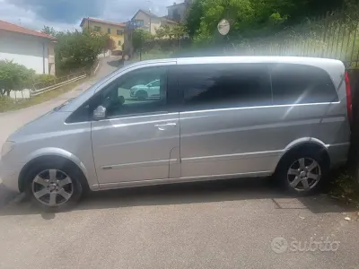 Usata Mercedes Viano 150 CV (110 kW) 2006 Grigio Monovolume