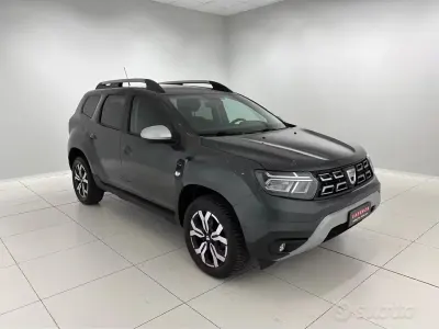 Usata Dacia Duster Prestige 114 CV (83 kW) 2022 Grigio SUV