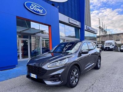 Usata Ford Kuga ST-Line X 120 CV (88 kW) 2023 Grigio SUV