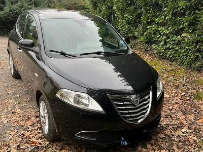 Usata Lancia Ypsilon 2015 Nero Utilitaria