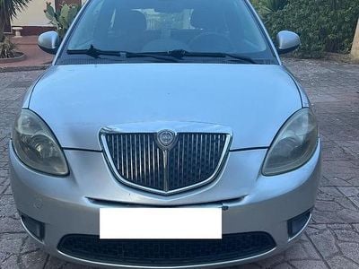 Usata Lancia Ypsilon 60 CV (44 kW) 2011 Utilitaria