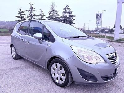 Occasion Opel Meriva 95 ch (69 kW) 2011 Gris Monospace