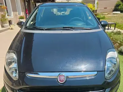 Usata Fiat Grande Punto 77 CV (56 kW) 2010 Nero Utilitaria