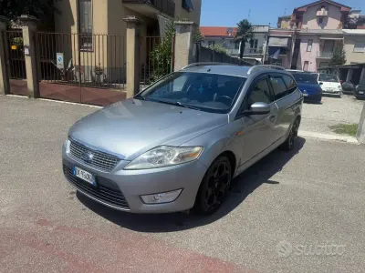 Usata Ford Mondeo Titanium 140 CV (102 kW) 2007 Grigio Station wagon