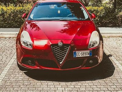 Usata Alfa Romeo Giulietta Distinctive 170 CV (125 kW) 2010 Rosso Berlina