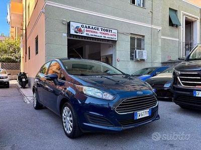 Usata Ford Fiesta 97 CV (71 kW) 2014 Blu Utilitaria