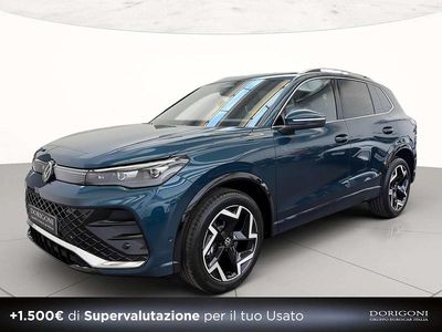 Nuova VW Tiguan R-line 150 CV (110 kW) 2025 Nightshade blue metallizzato SUV
