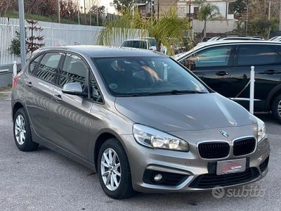 Usata BMW 216 Active Tourer Sport Line 116 CV (85 kW) 2017 Grigio Monovolume