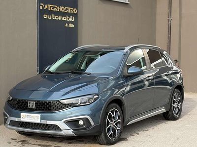 Usata Fiat Tipo Cross 131 CV (96 kW) 2022 Blu/azzurro Utilitaria