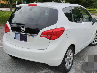 Usata Opel Meriva Cosmo 101 CV (74 kW) 2013 Bianco Monovolume