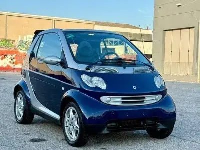 Usata Smart ForTwo Cabrio 61 CV (44 kW) 2003 Bluazzurro Cabrio