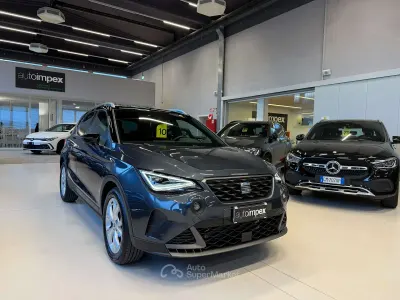 Begagnad Seat Arona FR-Line 116 HK (85 kW) 2025 Silver SUV