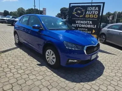 Usata Skoda Fabia Style 80 CV (58 kW) 2022 Blu/azzurro Utilitaria