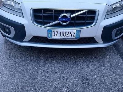 Usata Volvo XC70 Kinetic 205 CV (150 kW) 2009 Bianco Station wagon