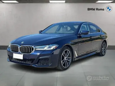 Usata BMW 530 M Sport 249 CV (183 kW) 2022 Tanzanite blue metallic Station wagon