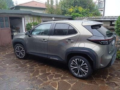 Usata Toyota Yaris Cross Lounge 92 CV (67 kW) 2021 Bronzo SUV