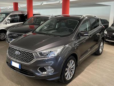 Usata Ford Kuga Vignale 179 CV (131 kW) 2019 Grigio SUV