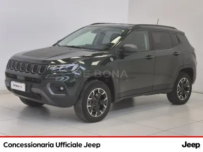 Usata Jeep Compass Trailhawk 241 CV (177 kW) 2021 Verde SUV