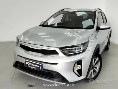 Second-hand Kia Stonic Style 79 CP (58 kW) 2025 Gri SUV