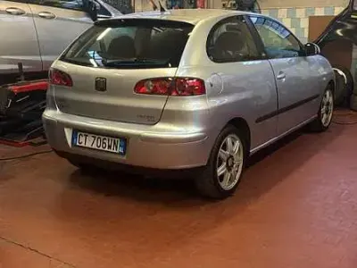 Usata Seat Ibiza Reference 75 CV (55 kW) 2005 Utilitaria