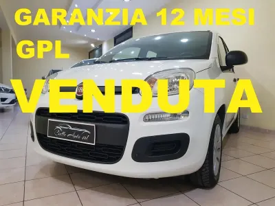 Usata Fiat Panda Easy 69 CV (50 kW) 2016 Bianco Utilitaria
