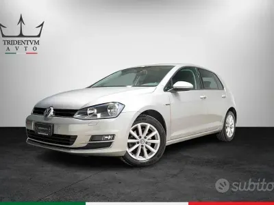 Usata VW Golf VII Comfortline 105 CV (77 kW) 2015 Grigio Berlina