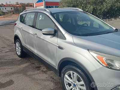 Grigio Usata 2017 Ford Kuga SUV | 11.500 € (Buon prezzo)