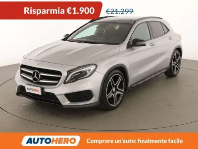 Usata Mercedes GLA200 Premium 136 CV (100 kW) 2016 Argento SUV