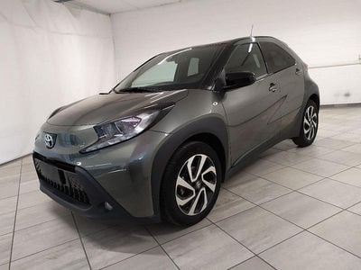 Grigio Usata 2023 Toyota Aygo X Trend SUV | 14.990 € (Buon prezzo)