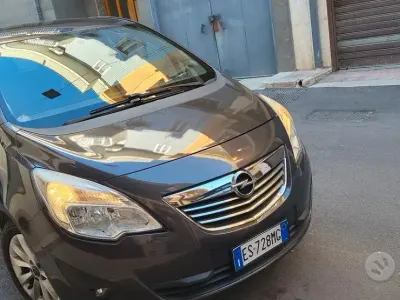 Usata Opel Meriva 110 CV (80 kW) 2013 Monovolume